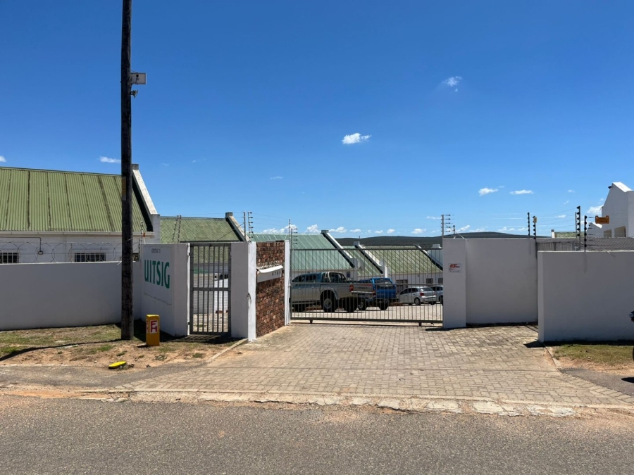 2 Bedroom Property for Sale in Despatch Central Eastern Cape